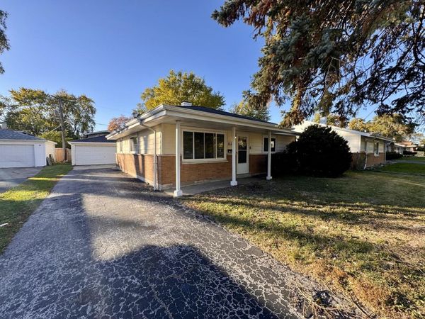 15326 Dorchester Avenue , Dolton, IL 60419
