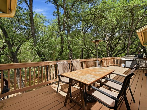 12047 Lincolnshire DR, Austin, TX 78758
