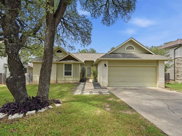 12047 Lincolnshire DR, Austin, TX 78758