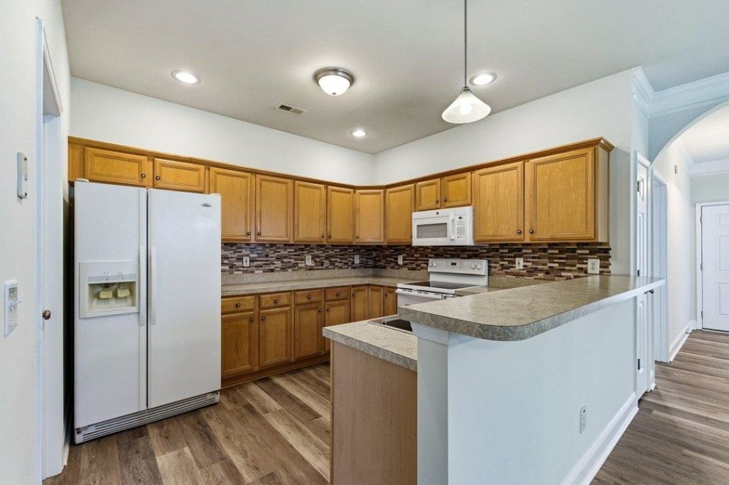 630 Banks Dr.  Photo 10