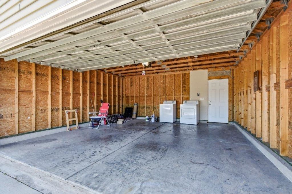 630 Banks Dr.  Photo 23