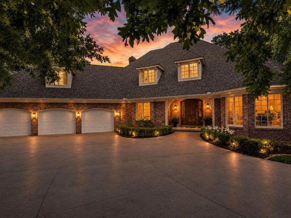 112 W GREYSTONE Court, Dunlap, IL 61525