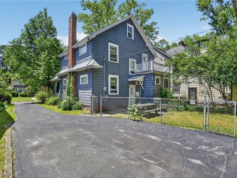 927 Englewood Road , Cleveland Heights, OH 44121 Photo 33