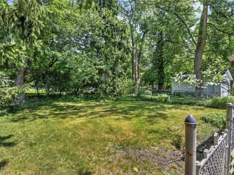 927 Englewood Road , Cleveland Heights, OH 44121 Photo 37