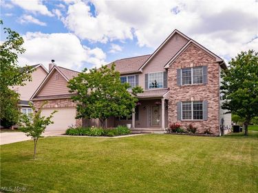 27336 Maurer Drive, Olmsted Twp, OH 44138