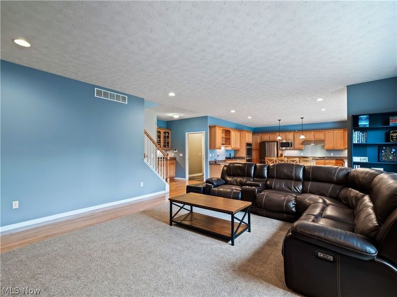 27336 Maurer Drive , Olmsted Township, OH 44138 Photo 11