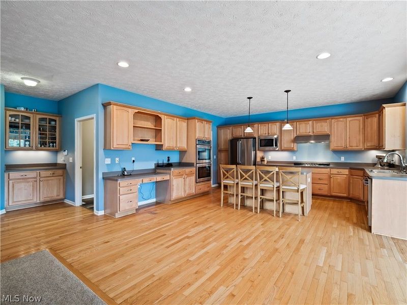 27336 Maurer Drive , Olmsted Township, OH 44138 Photo 14