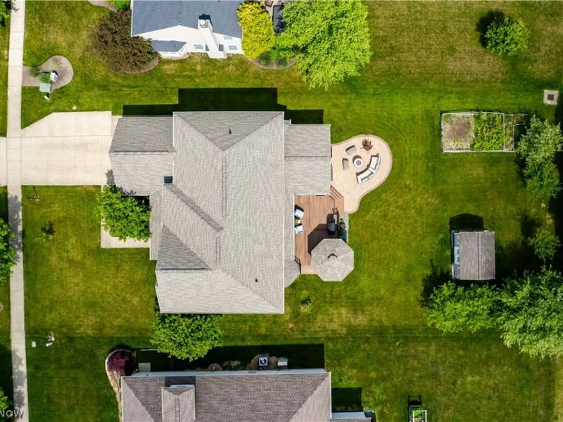 27336 Maurer Drive , Olmsted Township, OH 44138 Photo 2