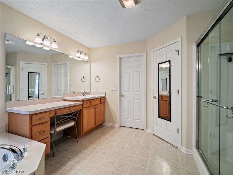 27336 Maurer Drive , Olmsted Township, OH 44138 Photo 35