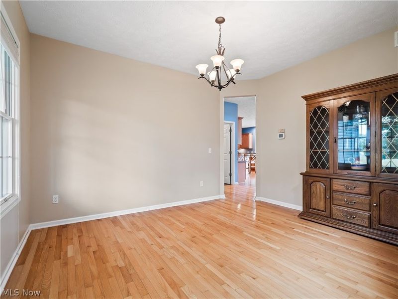 27336 Maurer Drive , Olmsted Township, OH 44138 Photo 7