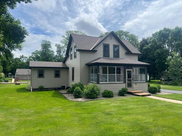 413 S Swift Avenue , Litchfield, MN 55355