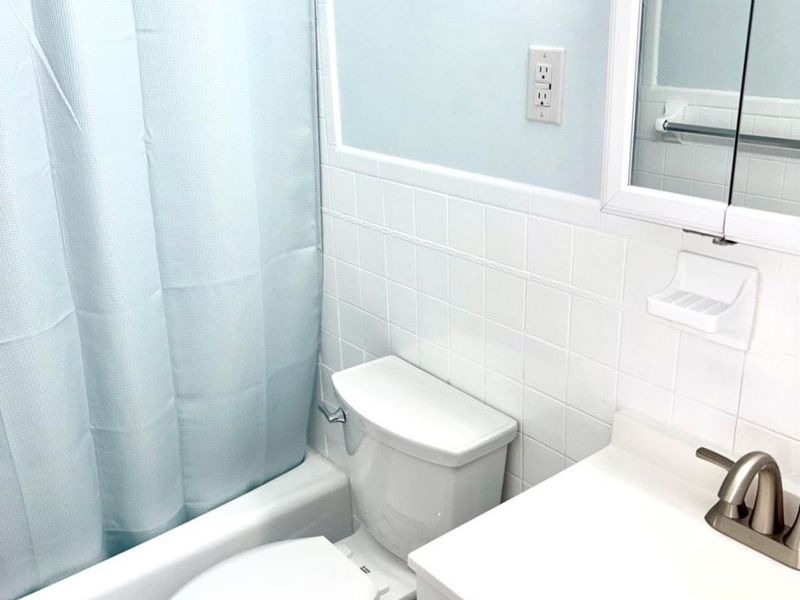 3199 Mary Jane Drive, Green Township, OH 45211 Photo 9