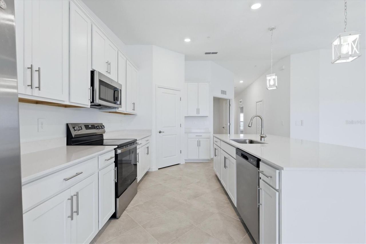 18923 Scallop Loop , Unit 205, Bradenton, FL 34211 Photo