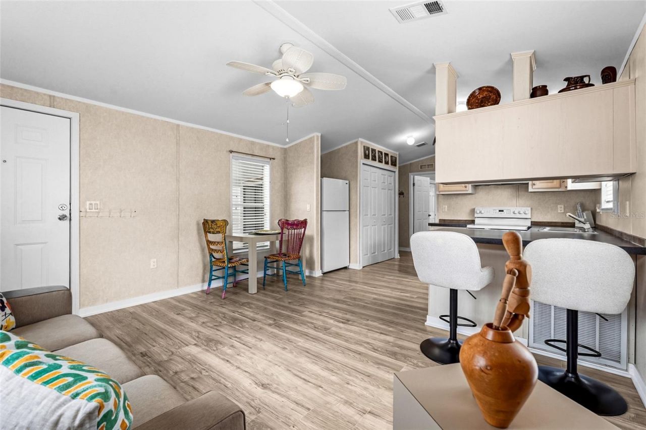2079 Sun Home Street, Unit A-30, Sarasota, FL 34231 Photo