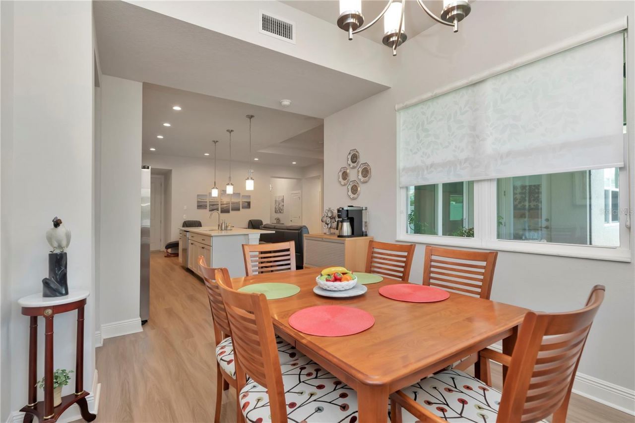 2989 Breezy Meadows Drive, Clearwater, FL 33760 Photo