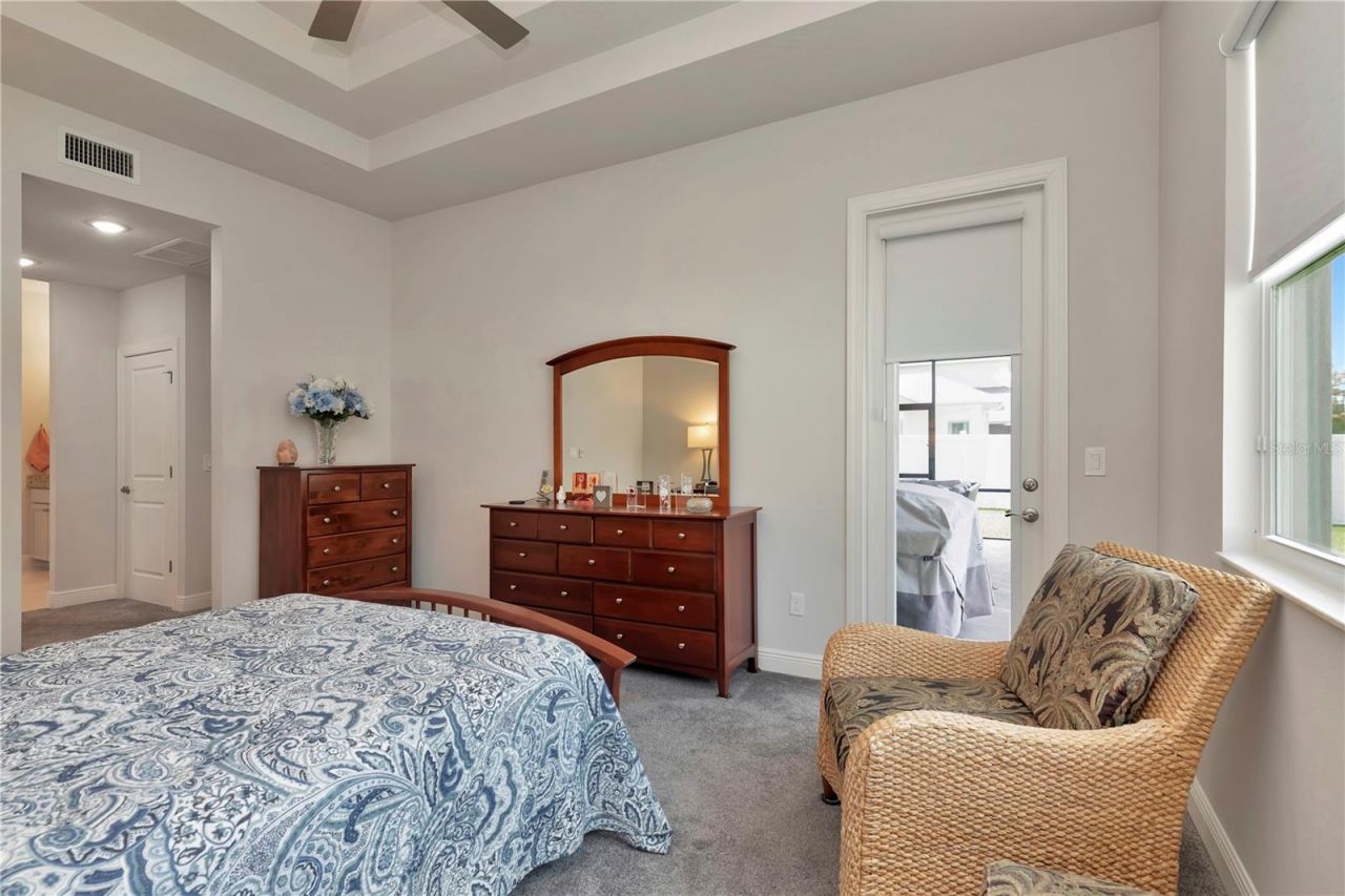 2989 Breezy Meadows Drive, Clearwater, FL 33760 Photo