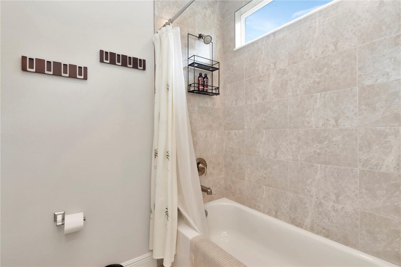2989 Breezy Meadows Drive, Clearwater, FL 33760 Photo