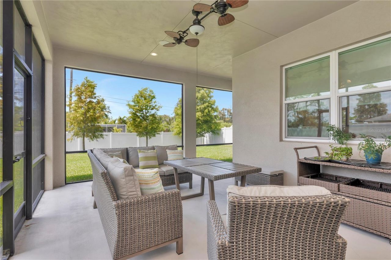 2989 Breezy Meadows Drive, Clearwater, FL 33760 Photo