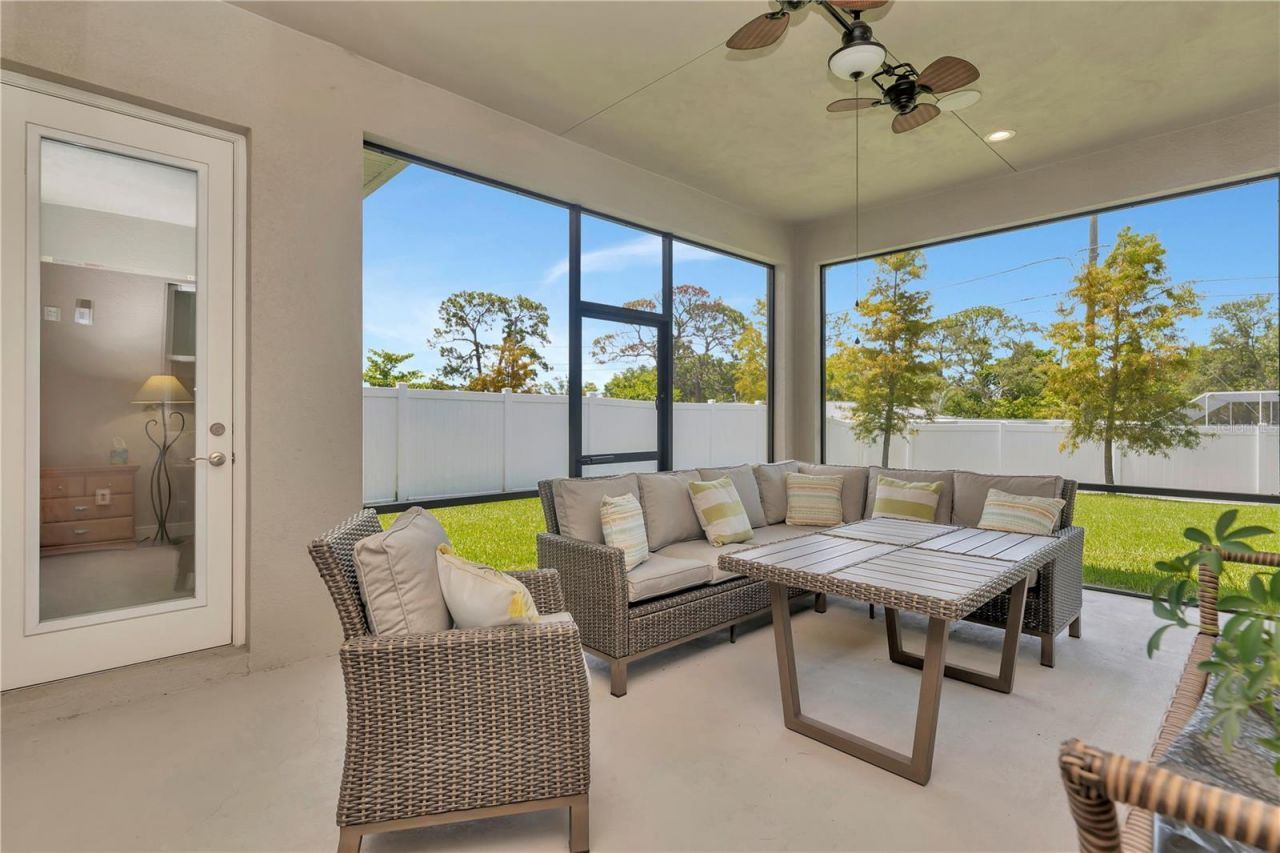 2989 Breezy Meadows Drive, Clearwater, FL 33760 Photo