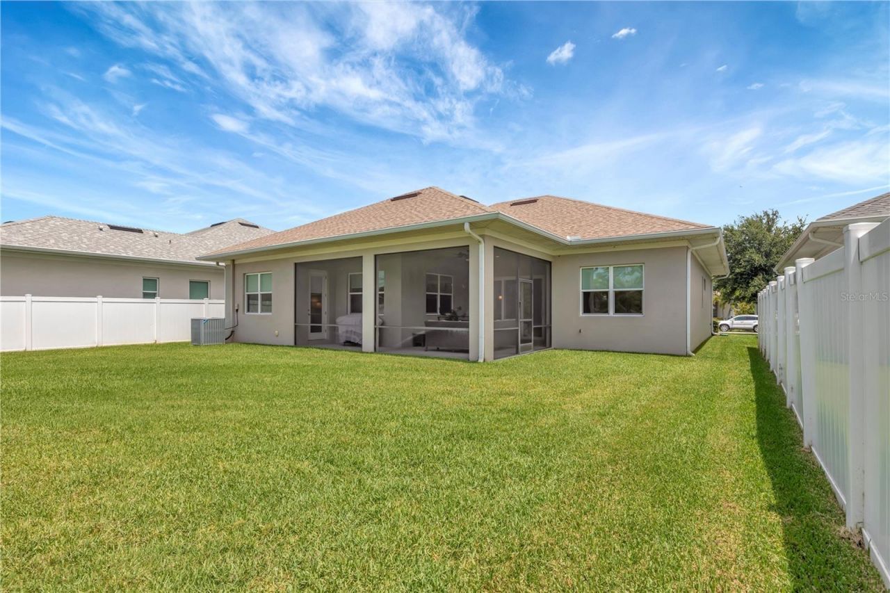 2989 Breezy Meadows Drive, Clearwater, FL 33760 Photo