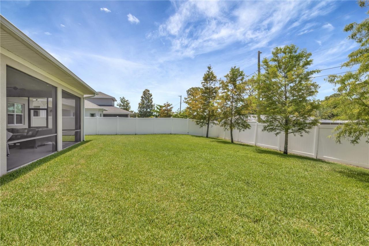 2989 Breezy Meadows Drive, Clearwater, FL 33760 Photo