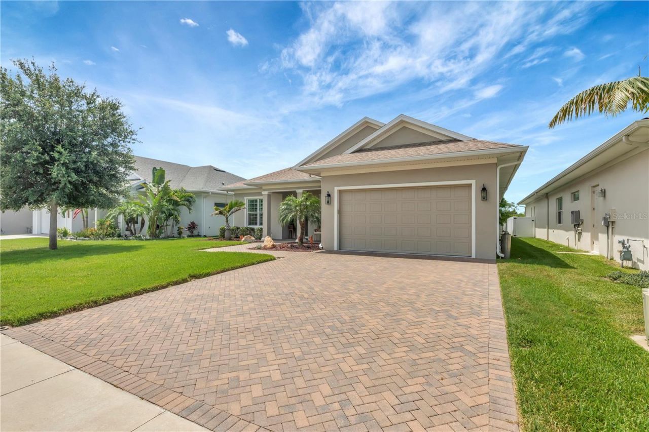 2989 Breezy Meadows Drive, Clearwater, FL 33760 Photo