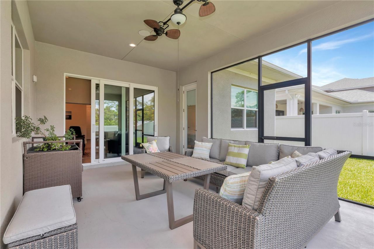 2989 Breezy Meadows Drive, Clearwater, FL 33760 Photo