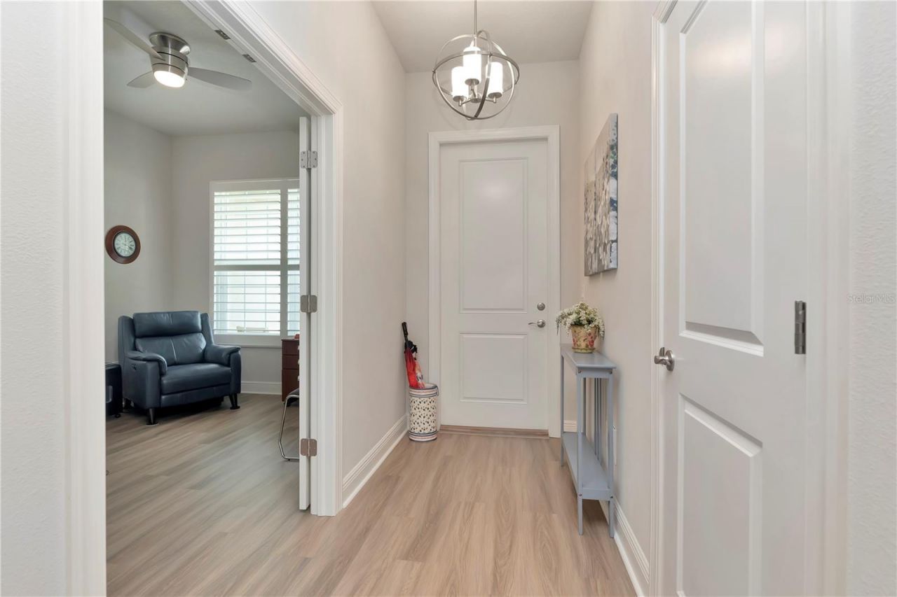 2989 Breezy Meadows Drive, Clearwater, FL 33760 Photo