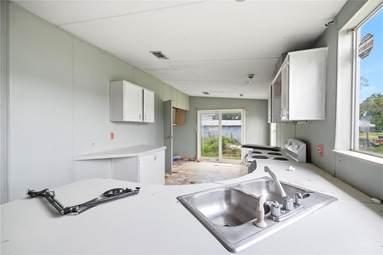 7120 20th Street , Zephyrhills, FL 33540 Photo