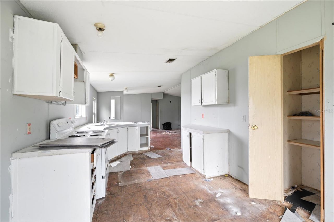 7120 20th Street , Zephyrhills, FL 33540 Photo