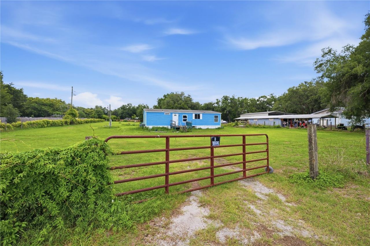 7120 20th Street , Zephyrhills, FL 33540 Photo
