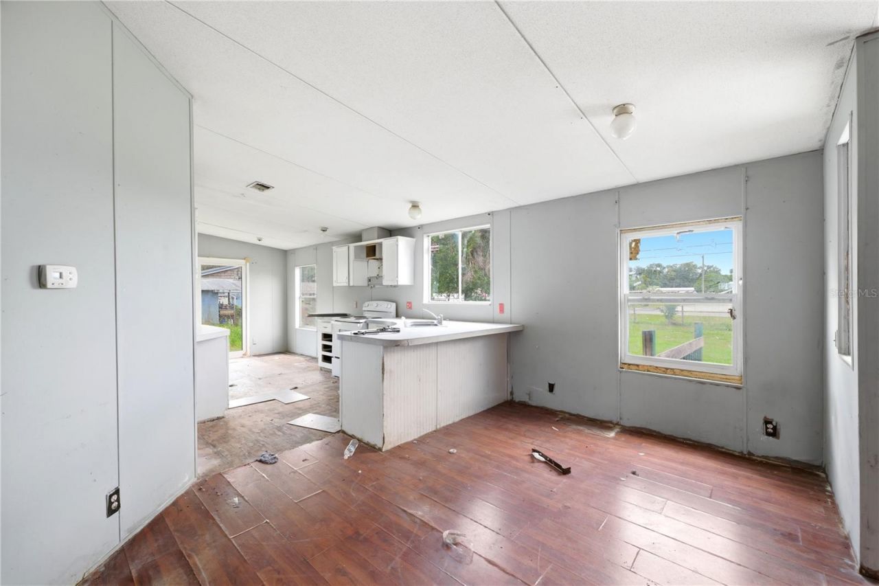 7120 20th Street , Zephyrhills, FL 33540 Photo