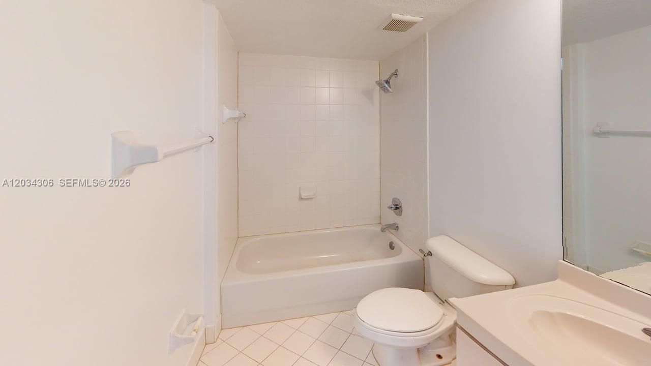 2921 SE 13th Rd, Unit 104-39, Homestead, FL 33035 Photo
