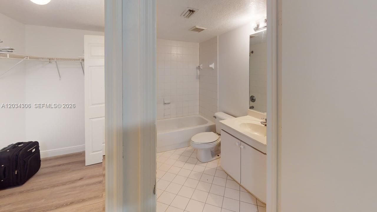 2921 SE 13th Rd, Unit 104-39, Homestead, FL 33035 Photo