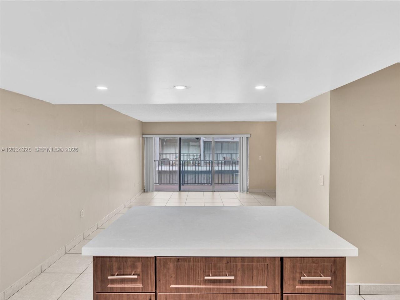 210 NW 87th Ave , Unit L206, Miami, FL 33172 Photo