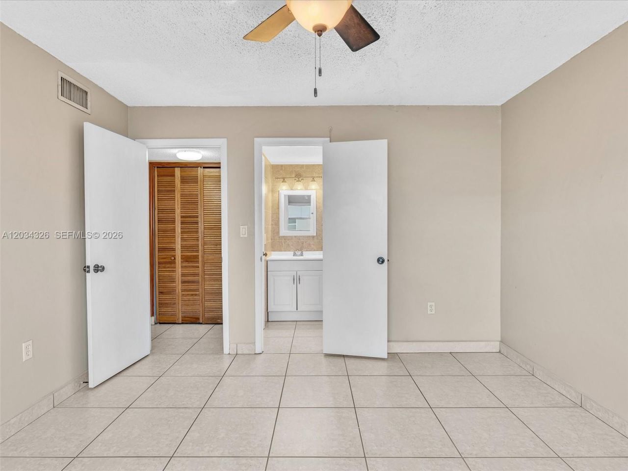 210 NW 87th Ave , Unit L206, Miami, FL 33172 Photo