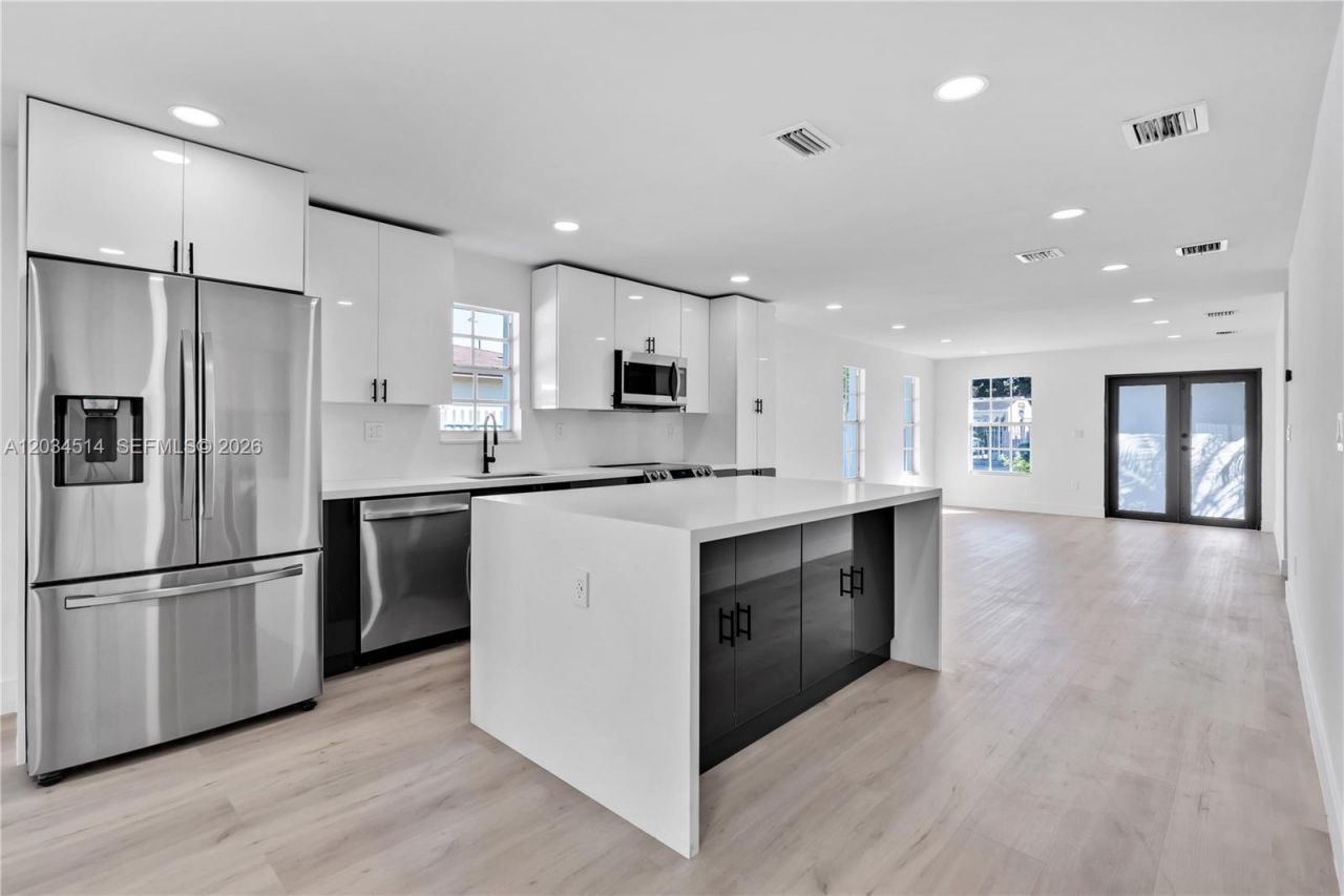 407 NW 45th St , Unit na, Miami, FL 33127 Photo