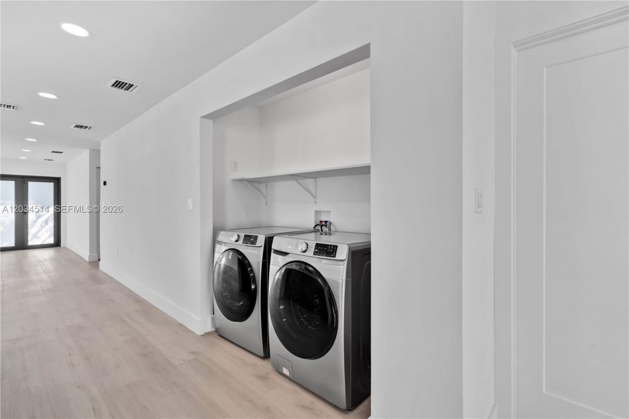 407 NW 45th St , Unit na, Miami, FL 33127 Photo