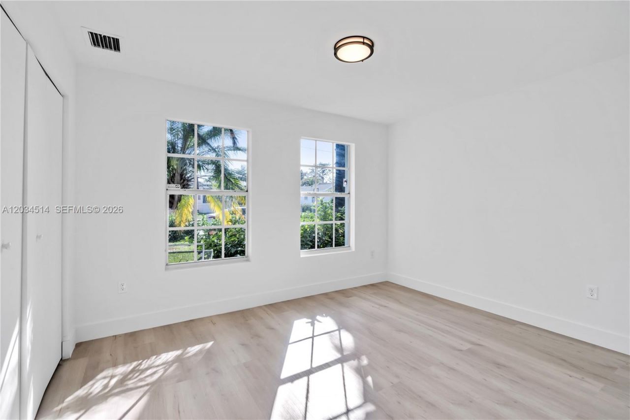 407 NW 45th St , Unit na, Miami, FL 33127 Photo