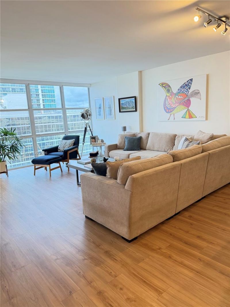 1925 Brickell Ave , Unit 2011, Miami, FL 33129 Photo