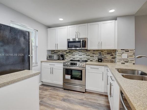 9880 Marina Blvd , Unit 1516, Boca Raton, FL 33428