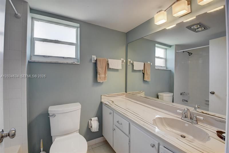 9880 Marina Blvd , Unit 1516, Boca Raton, FL 33428 Photo