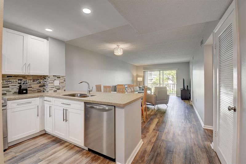 9880 Marina Blvd , Unit 1516, Boca Raton, FL 33428 Photo