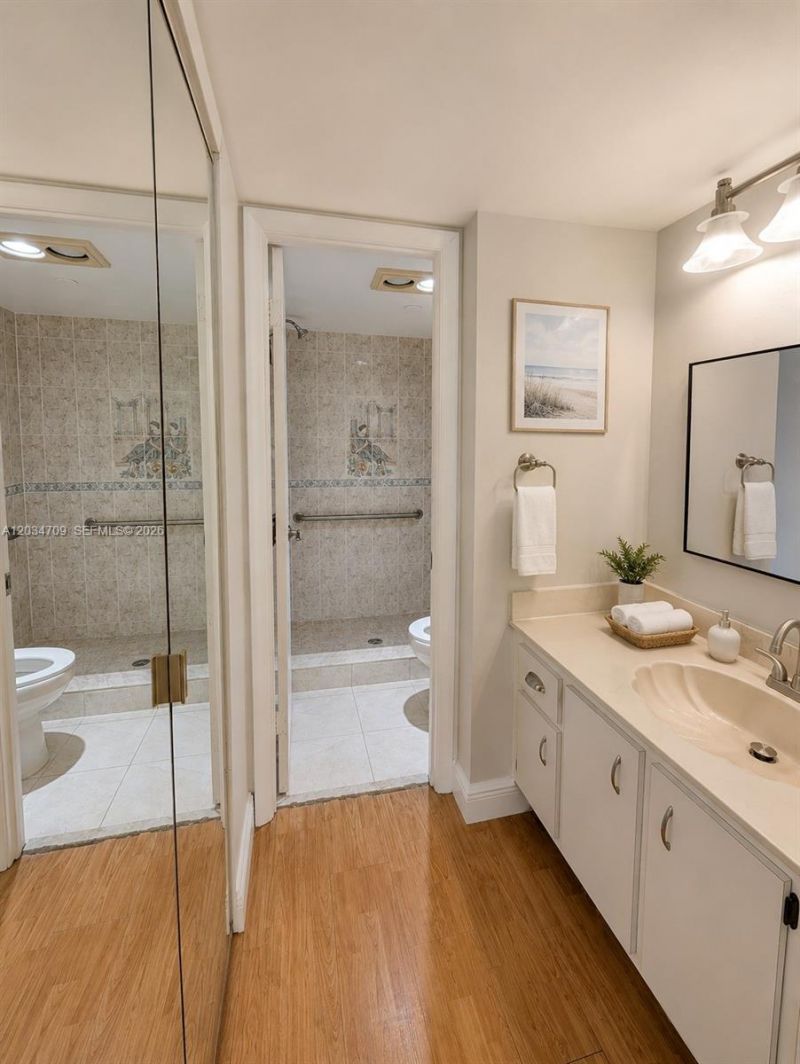 900 Saint Charles Pl, Unit L6, Pembroke Pines, FL 33026 Photo