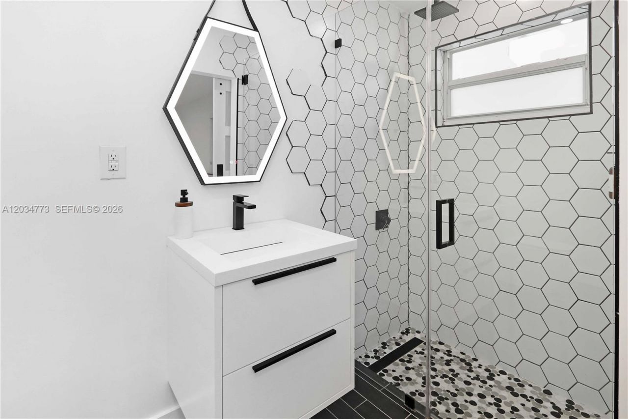 1611 Madison St , Hollywood, FL 33020 Photo