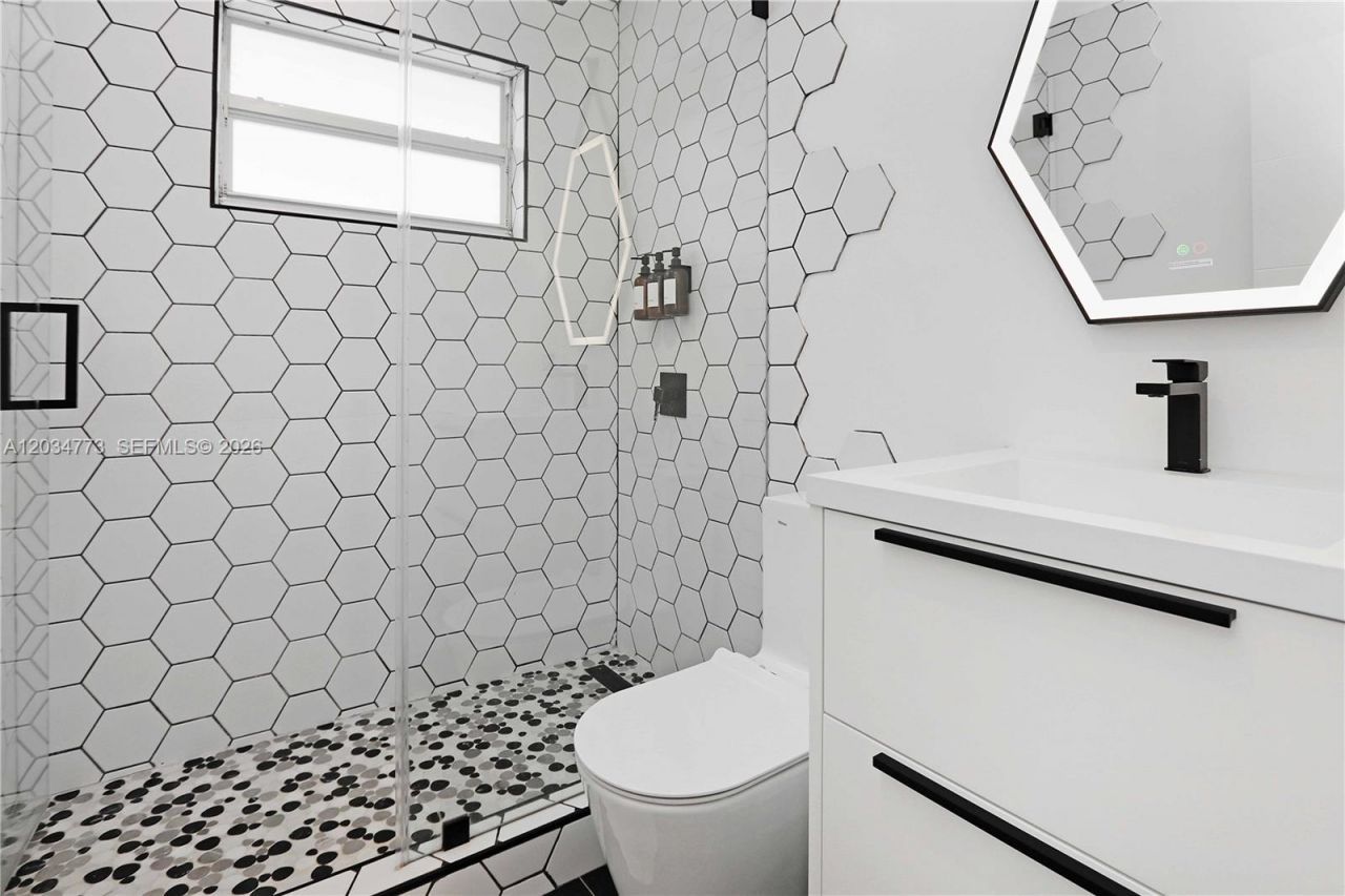1611 Madison St , Hollywood, FL 33020 Photo