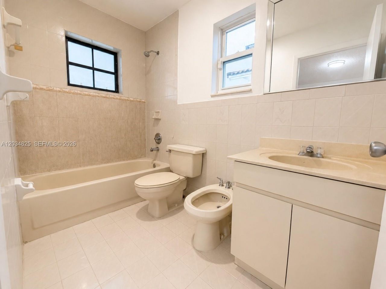 2485 W 70th Pl, Hialeah, FL 33016 Photo