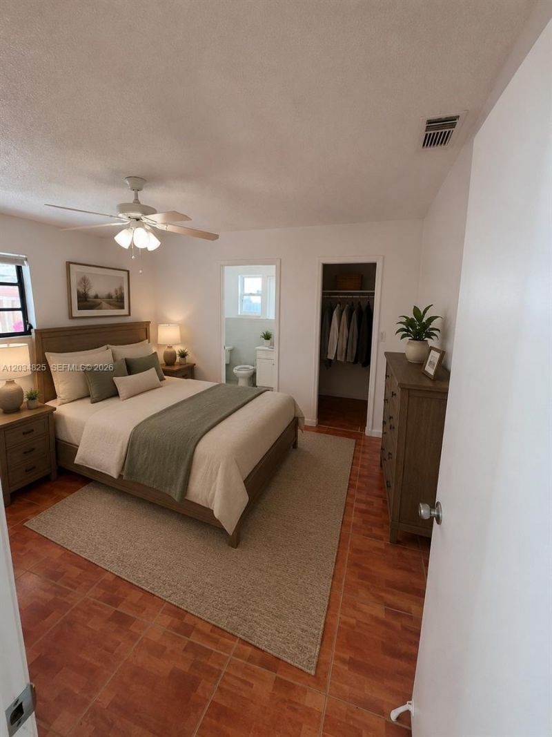 2485 W 70th Pl, Hialeah, FL 33016 Photo