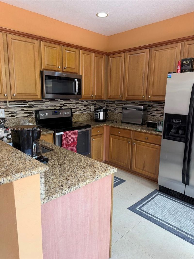 10383 NW 30th Ter , Doral, FL 33172 Photo