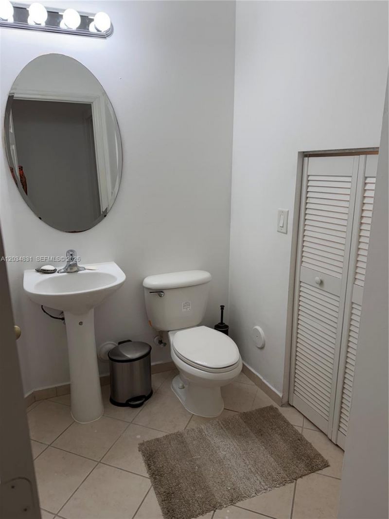 10383 NW 30th Ter , Doral, FL 33172 Photo